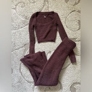 Skims cozy set dark brown